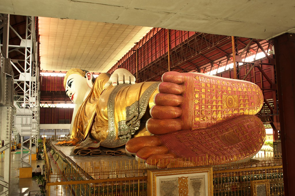 Histry_Reclining Buddha at Chaukhtatgyi Paya02