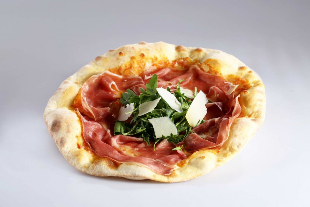 Lopera_C4 Pizza Margherita al Crudo di Parma
