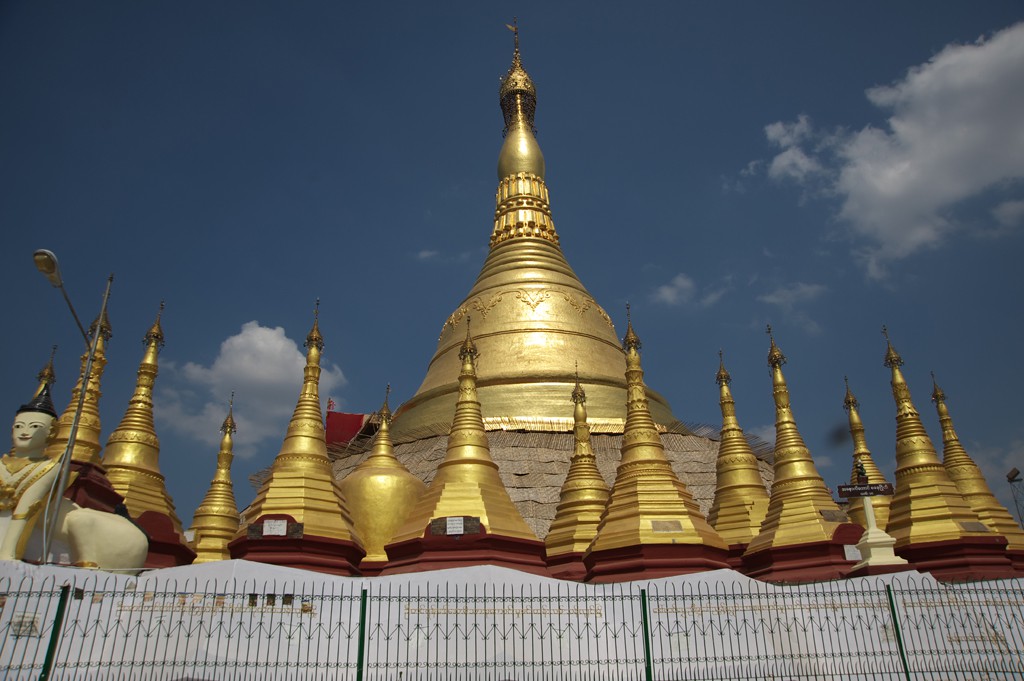 Thilawa Kyaik Khauk Pagoda201402A
